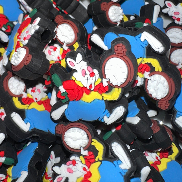 1084 Wonderland: Rabbit Running with Clock 2ct