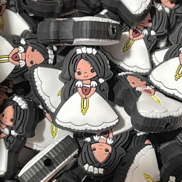 390 Girl in White Christening Gown (PVC) 2ct