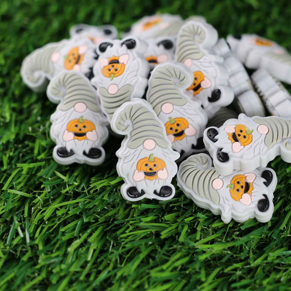 394 Gnomes Holding Stuff 2ct