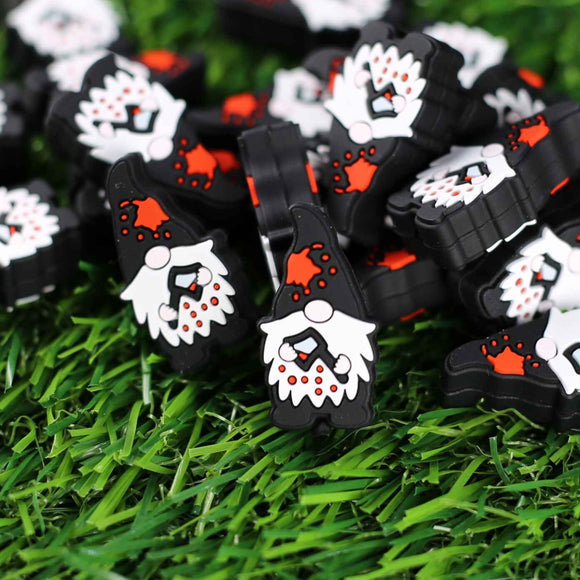 394 Gnomes Holding Stuff 2ct