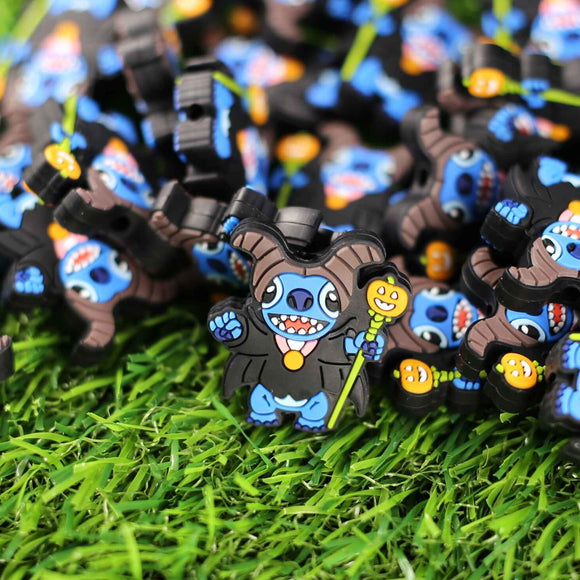 136 Alien Dressed as Witch 2ct