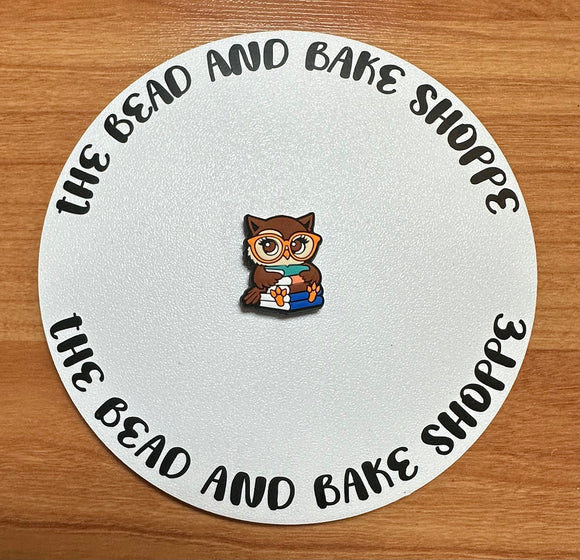 1020 Studious Owl/Graduation Owl