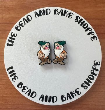 214 A Cartoon Gnome: Green Hat Gnome 2ct - 0