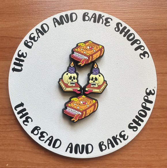 348 Halloween Horror Books 2ct