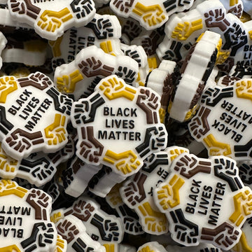 739 Black Lives Matter 2ct