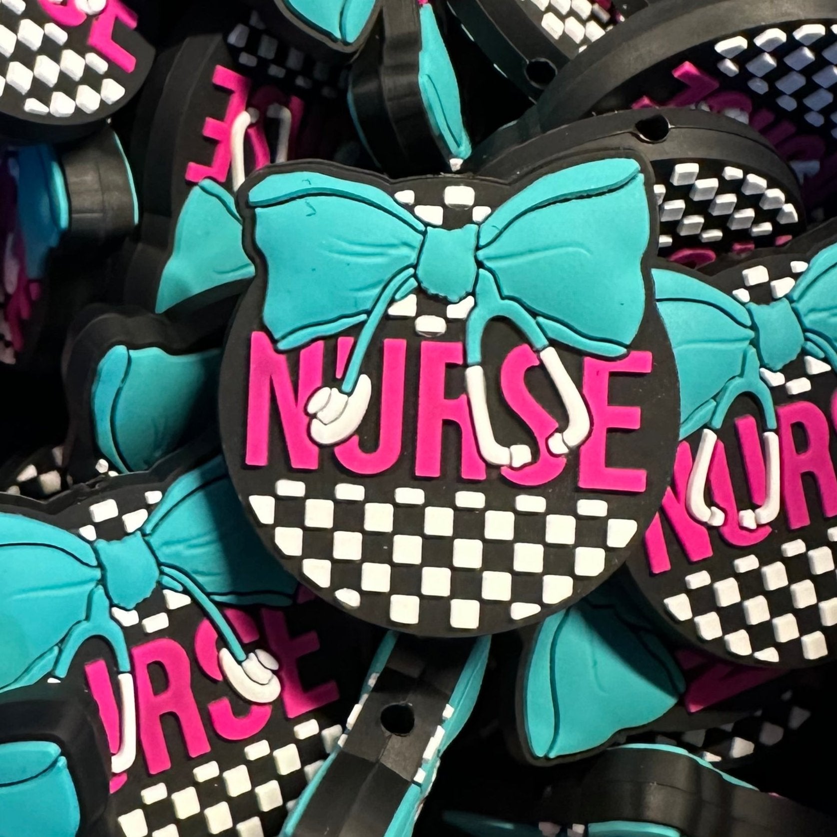 Turquoise Bow Nurse 2ct