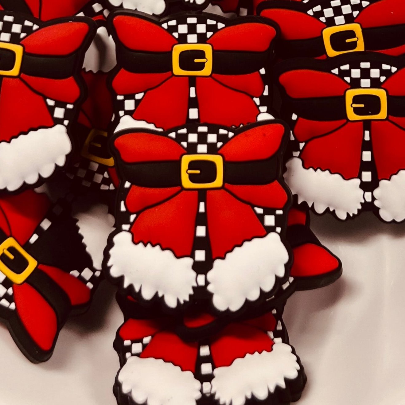 Santa Themed Bow 2ct